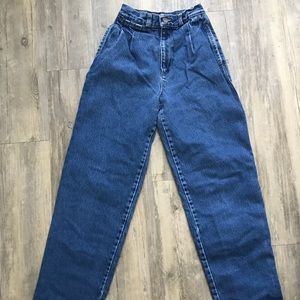 Vintage High Waisted Jeans